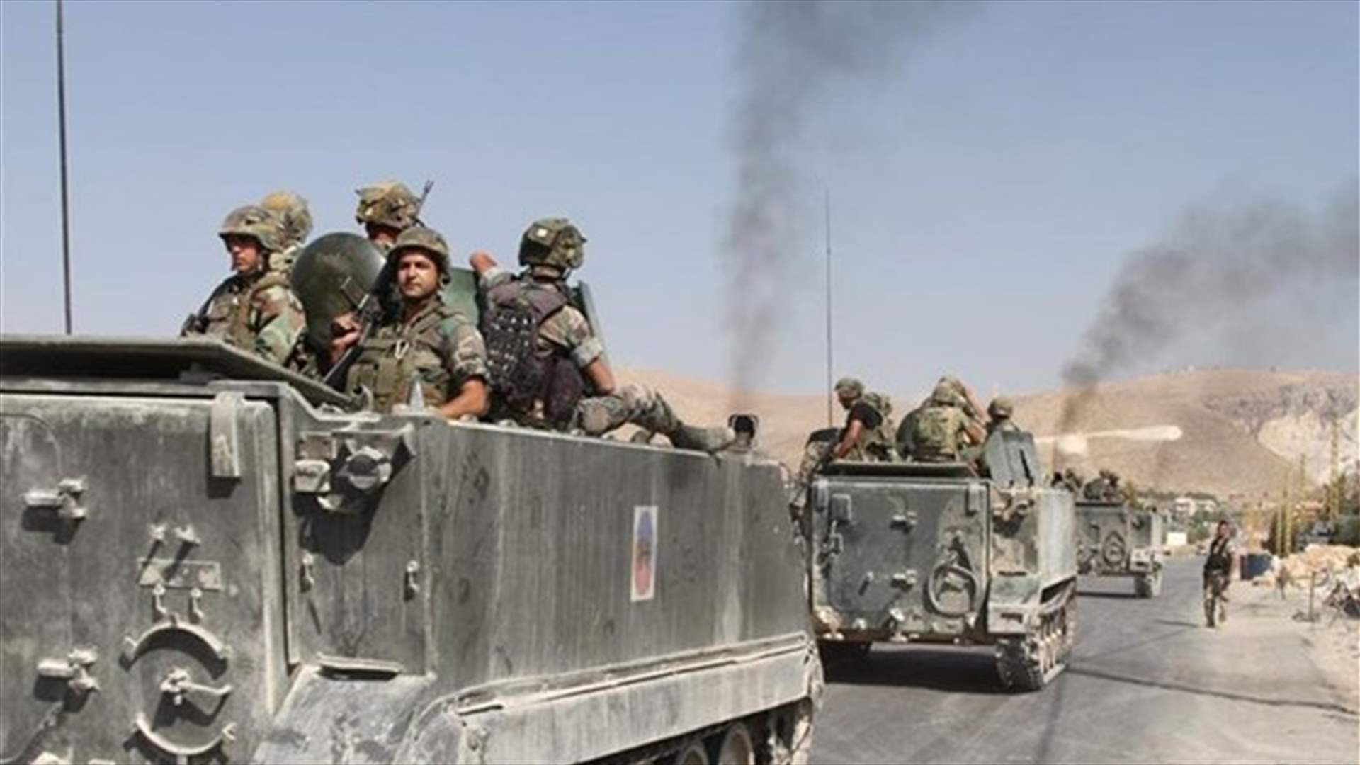 الجيش يقصف مواقع المسلحين في جرود عرسال