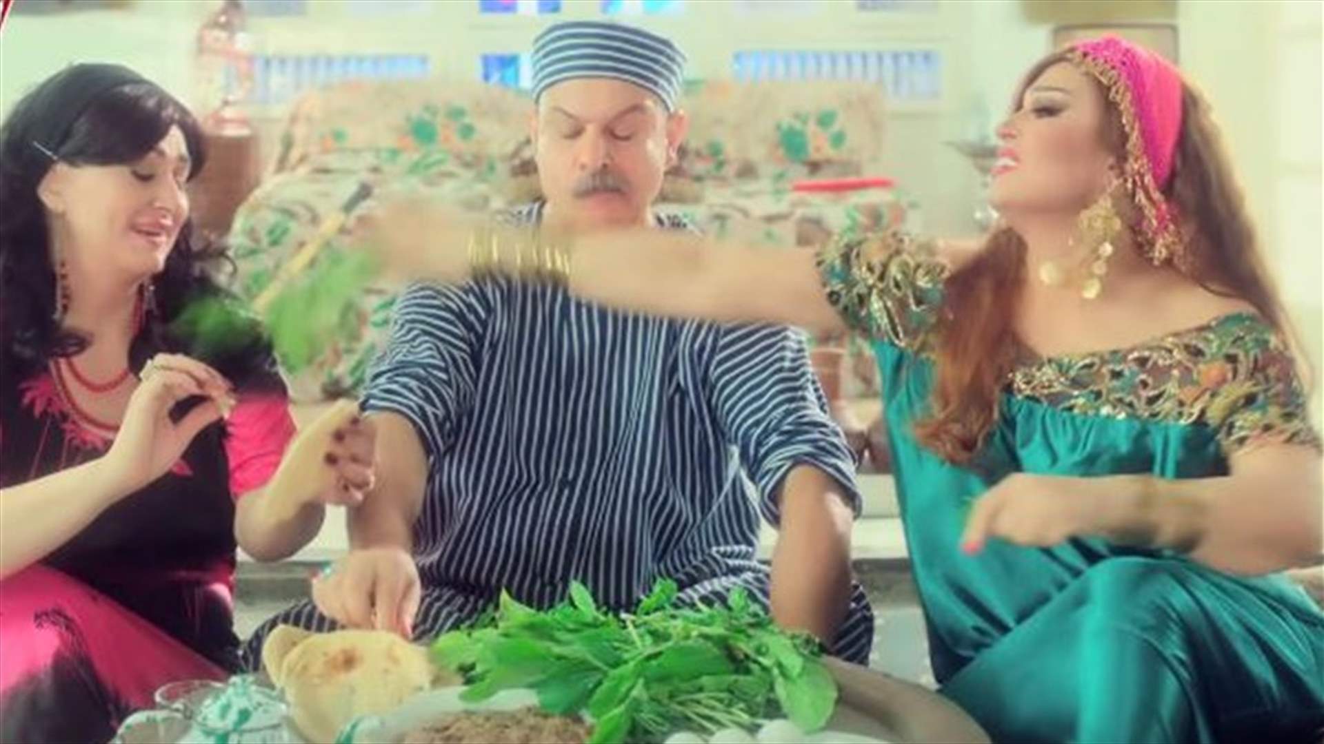 بالفيديو: بعد "5 مواه".. شاهدوا طرافة فيفي عبده في "أنا حرةّ ما بحبّش ضرّة"