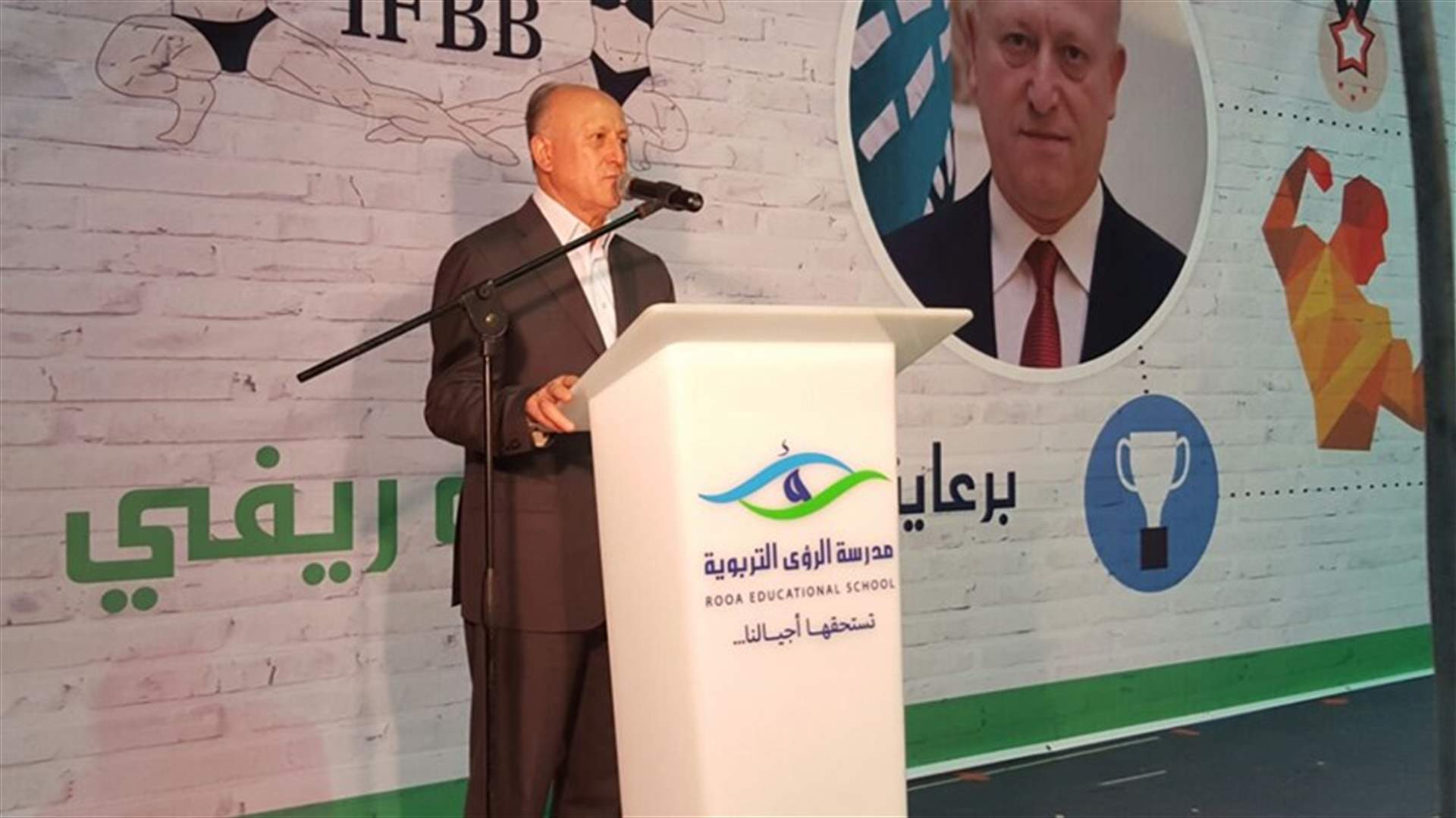 ريفي: الحكومة تآكلت وأكلت أولادها