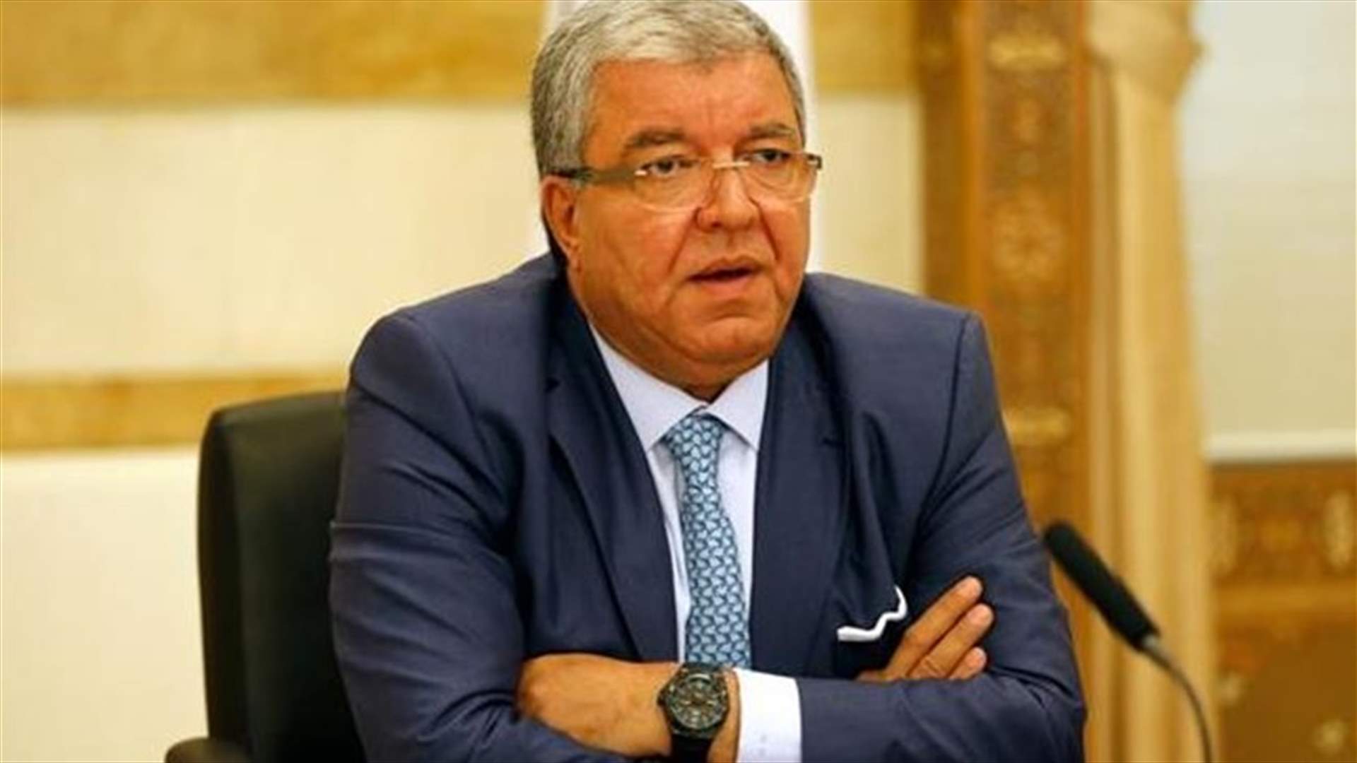 الأنباء... المشنوق يصرف النظر عن "حماة الديار"