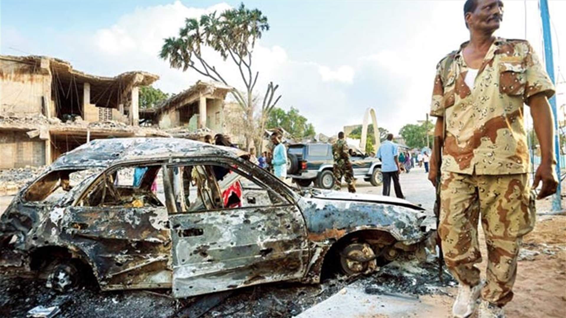 ارتفاع قتلى تفجير مقديشو أمس إلى 22