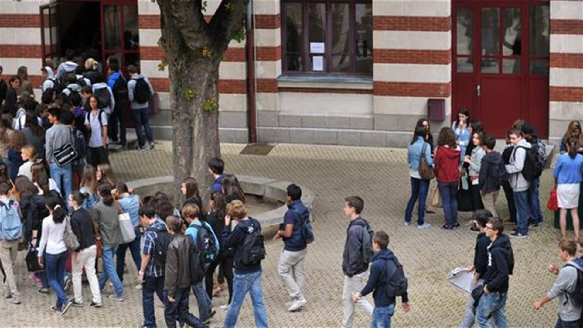 في فرنسا....عودة مدرسية تحت رقابة مشددة 