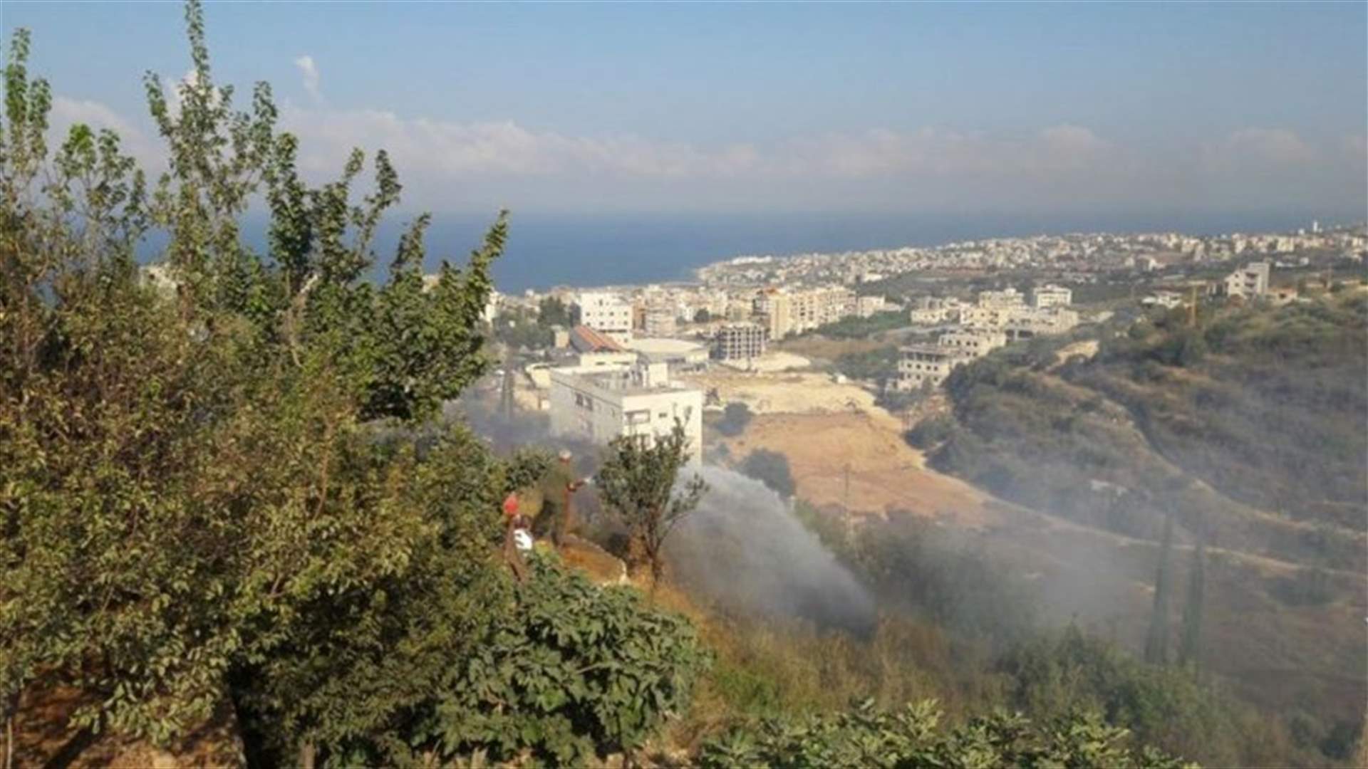 بالصورة: حريق في بلاط جبيل