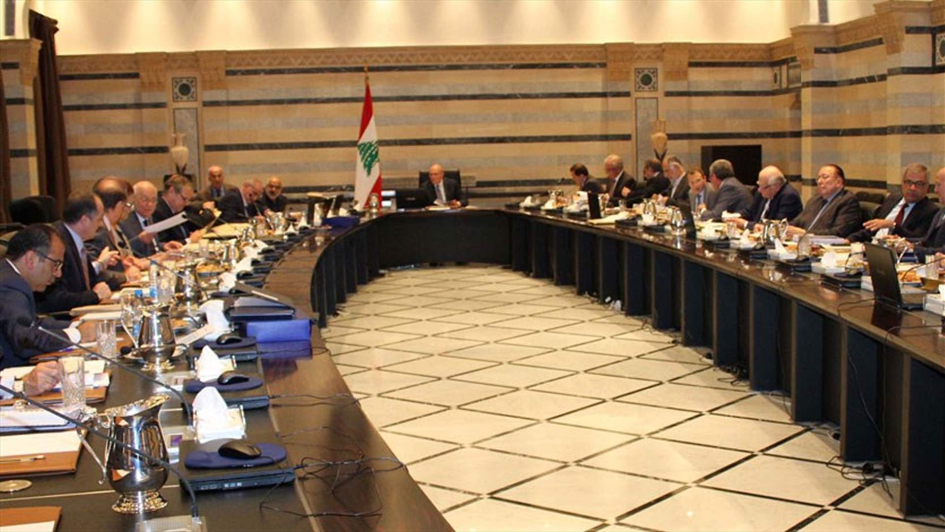 مصدر وزاري لـ"اللواء": الاوضاع "فارطة" والمجهول ينتظرنا