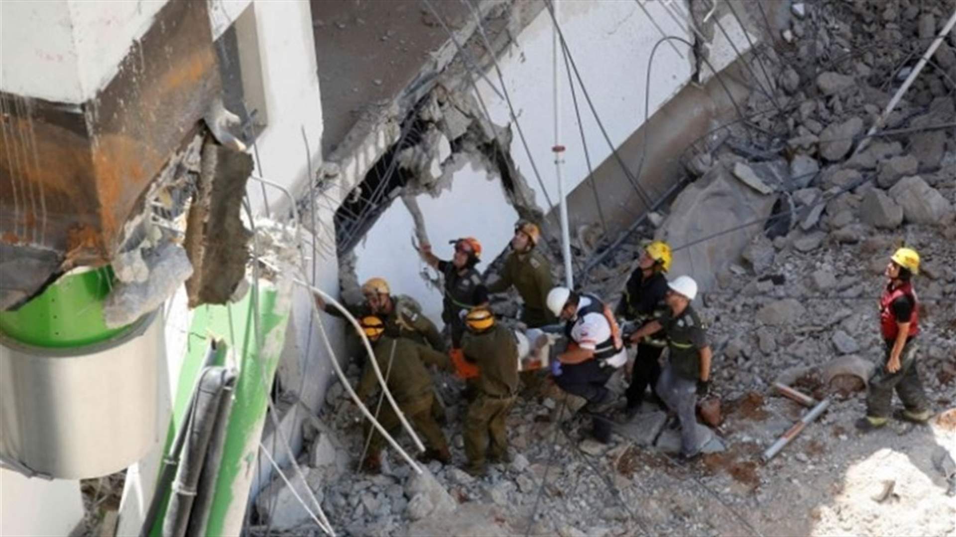 ثلاثة مفقودين في انهيار مبنى تل ابيب