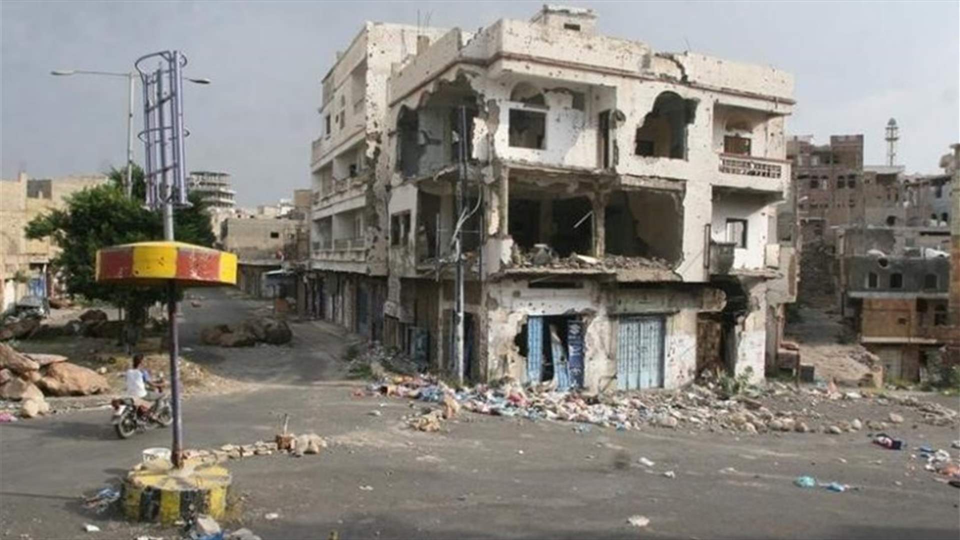  اتهامات لمسؤولين سابقين بتورس بشأن اتفاق أسلحة لليمن