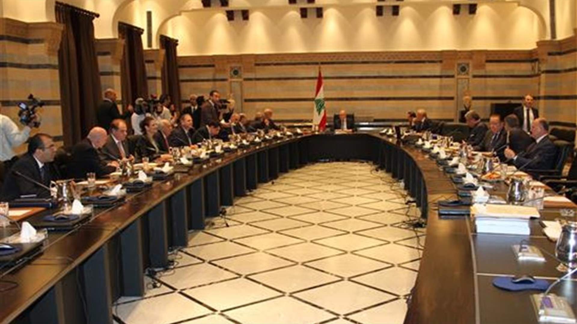 تغطية اقليمية ـ دولية لبقاء الحكومة