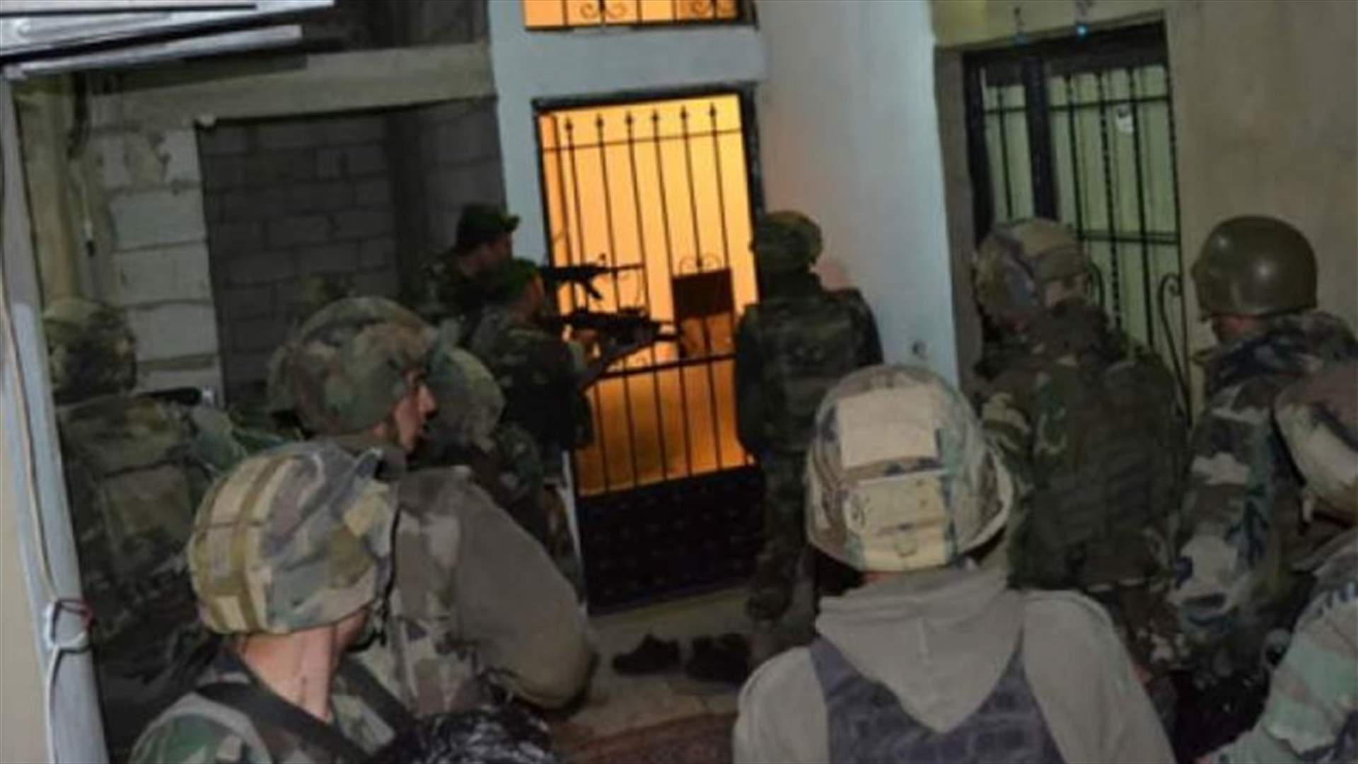 [PHOTOS] LAF carry out raids in Bourj al-Barajneh