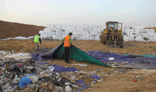 Activists hold sit-in outside Costa Brava landfill
