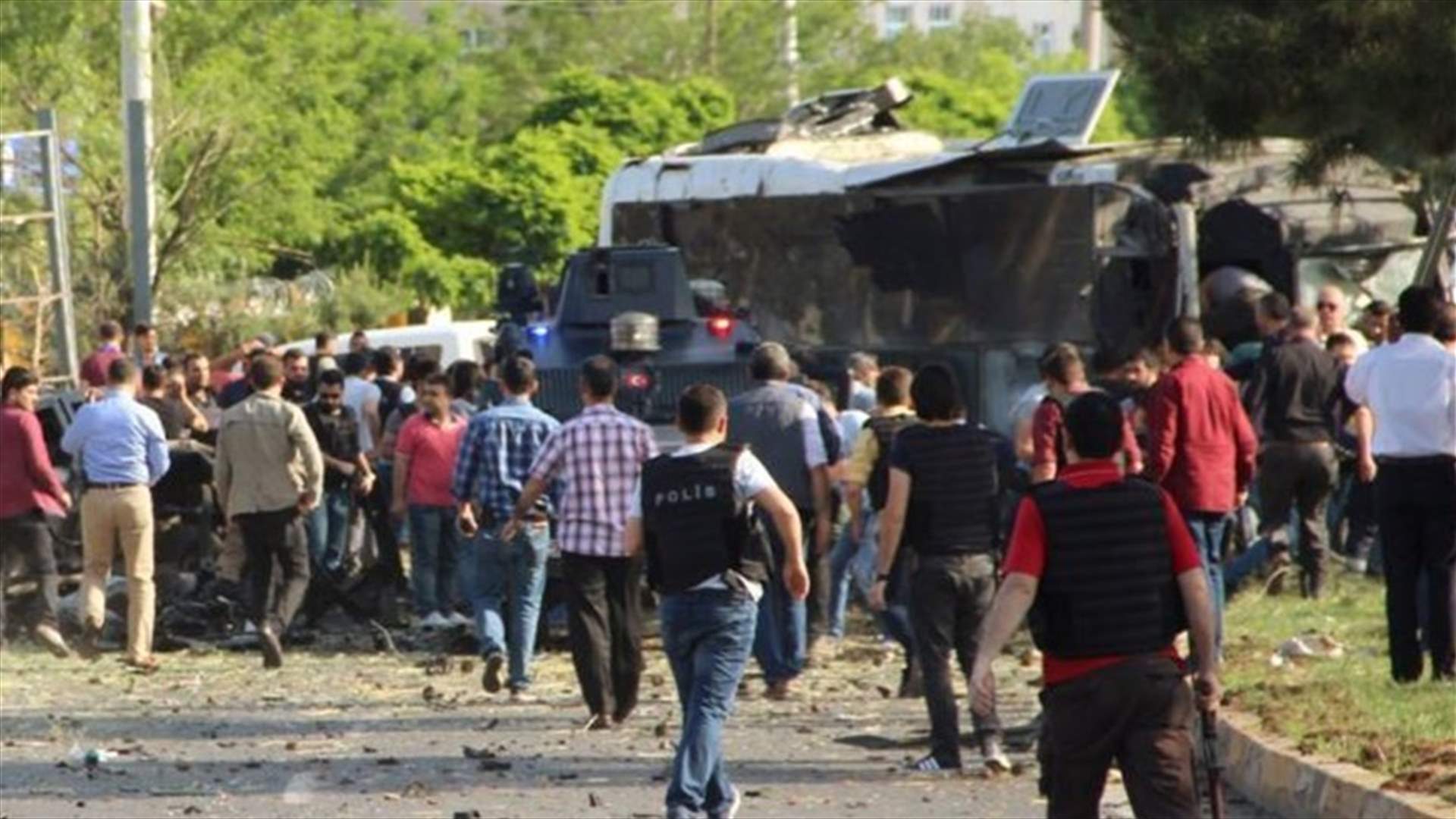 مقتل 3 في انفجار قافلة عسكرية في تركيا