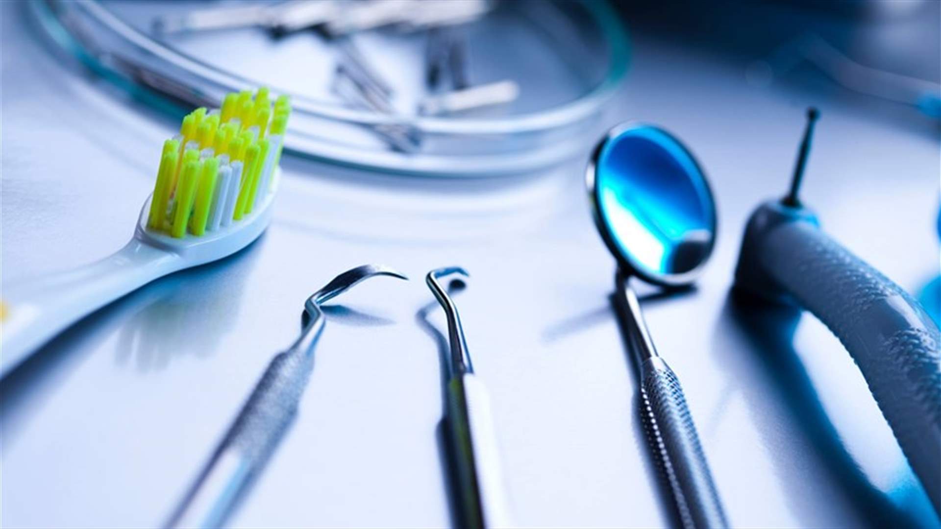 إقفال مؤسسة Dental World في المصيطبة لمخالفتها أحكام قانون مزاولة الصيدلة