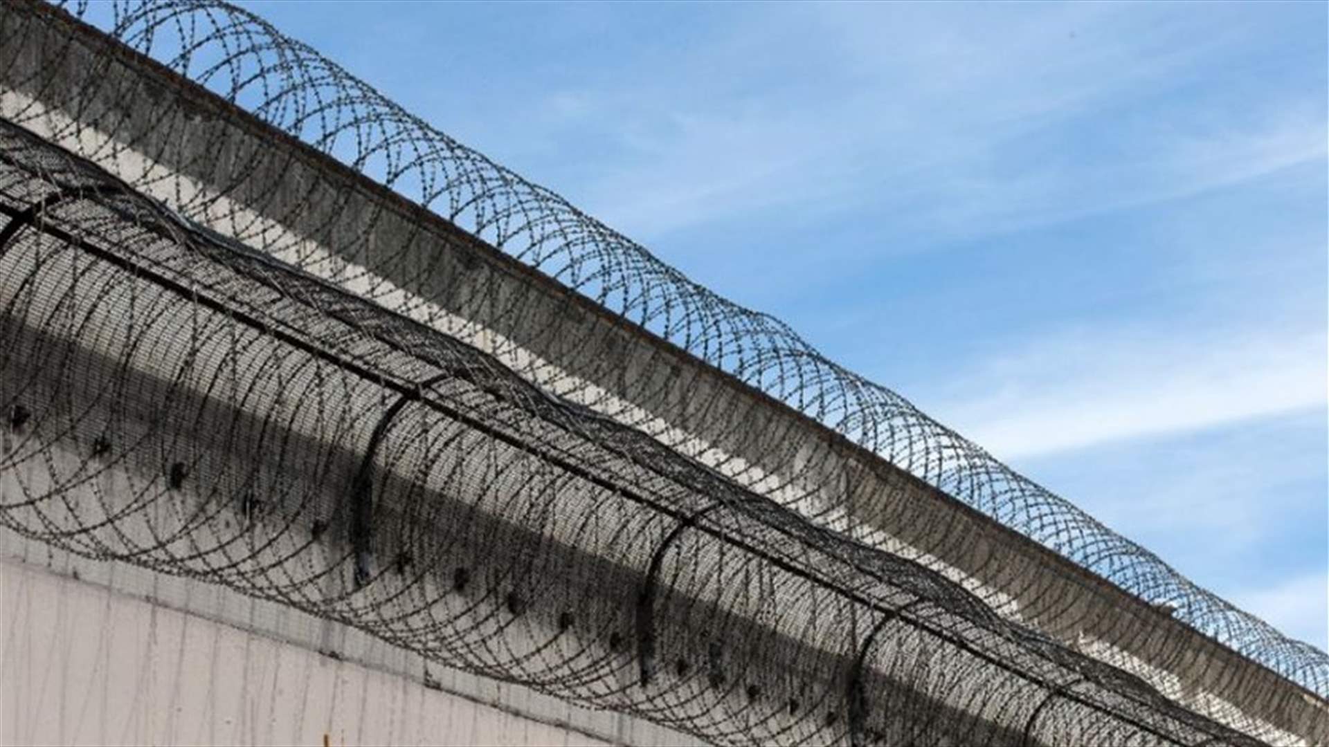 فرار 200 نزيل من سجن برازيلي 
