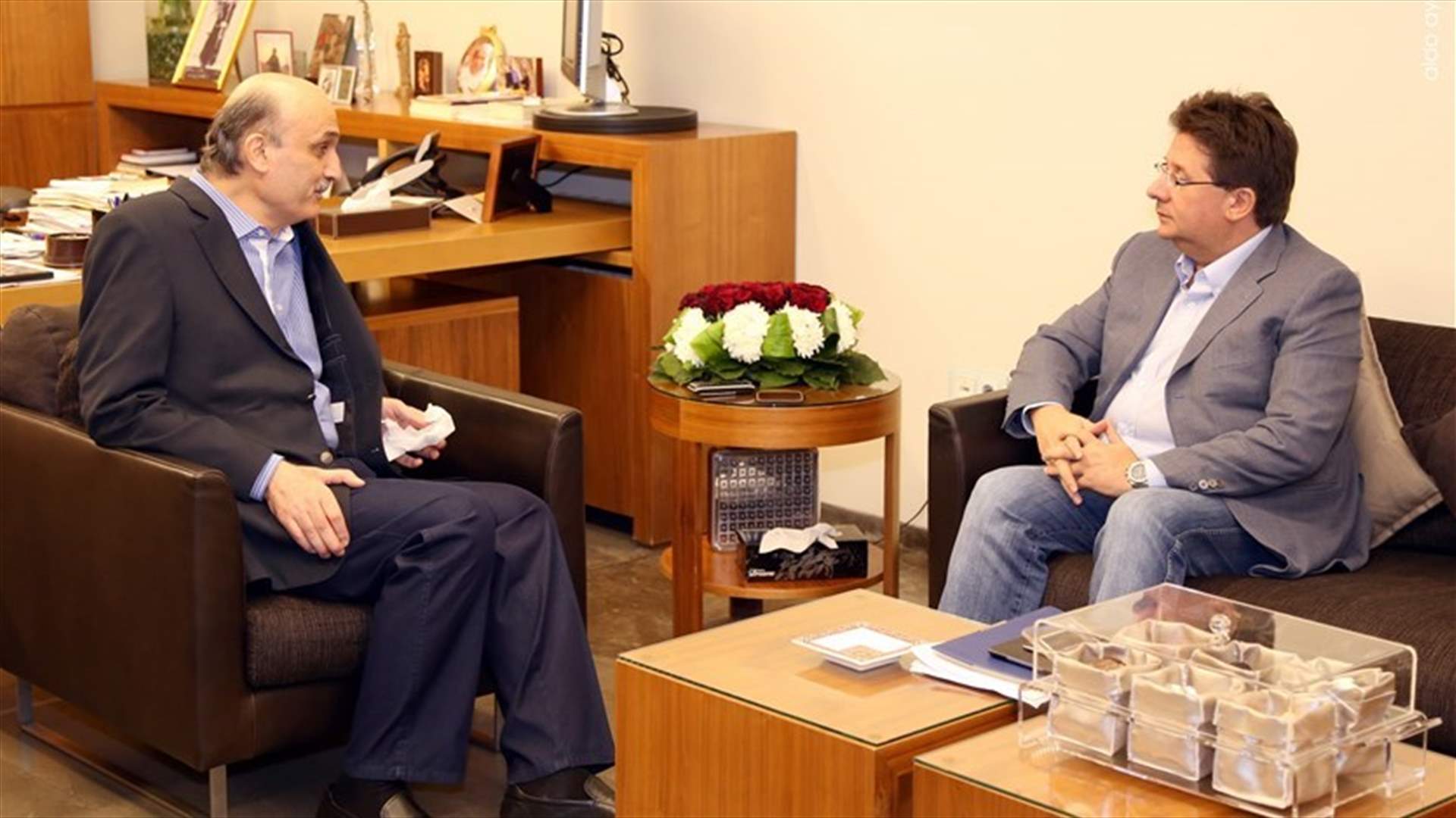 Kanaan meets with Geagea in Maarab, discusses Hariri’s initiative  