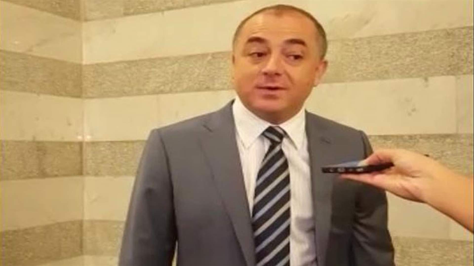 تفاصيل شجار الوزراء أمس..."محلها مش هون"