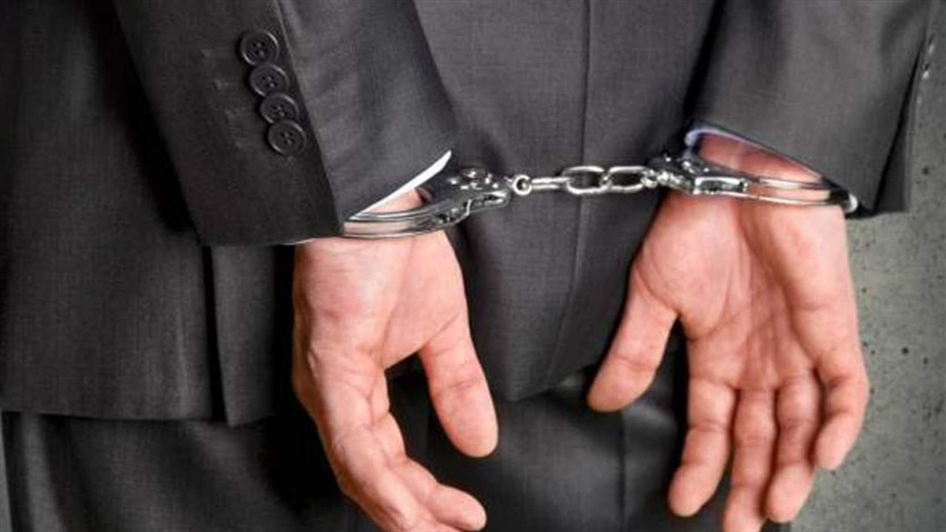بعد صدمها على الطريق العام... أوقف في بشري 