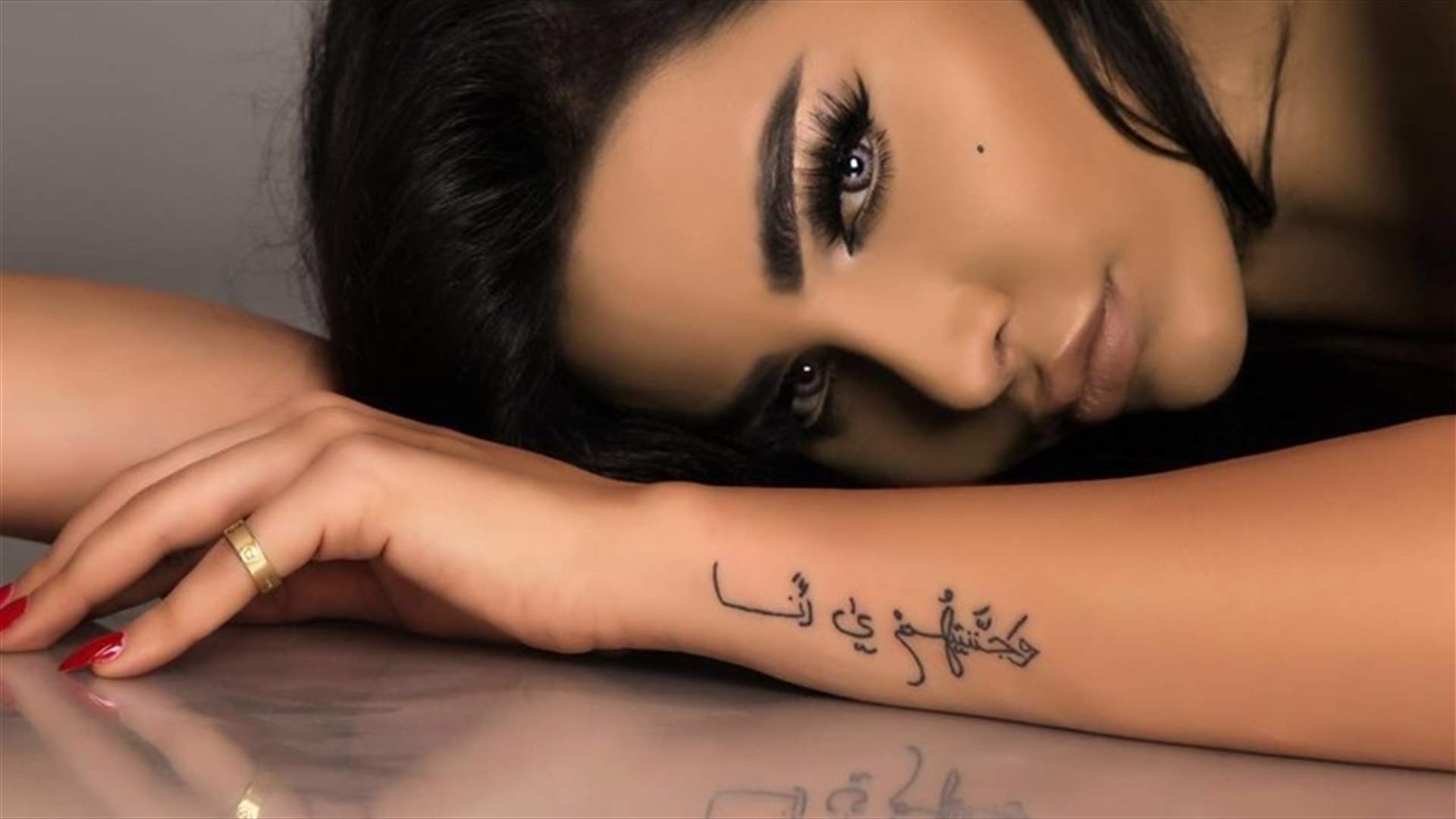 بالفيديو: شبيه هيفا المتحوّل جنسيّاً يتزوّج من شاب
