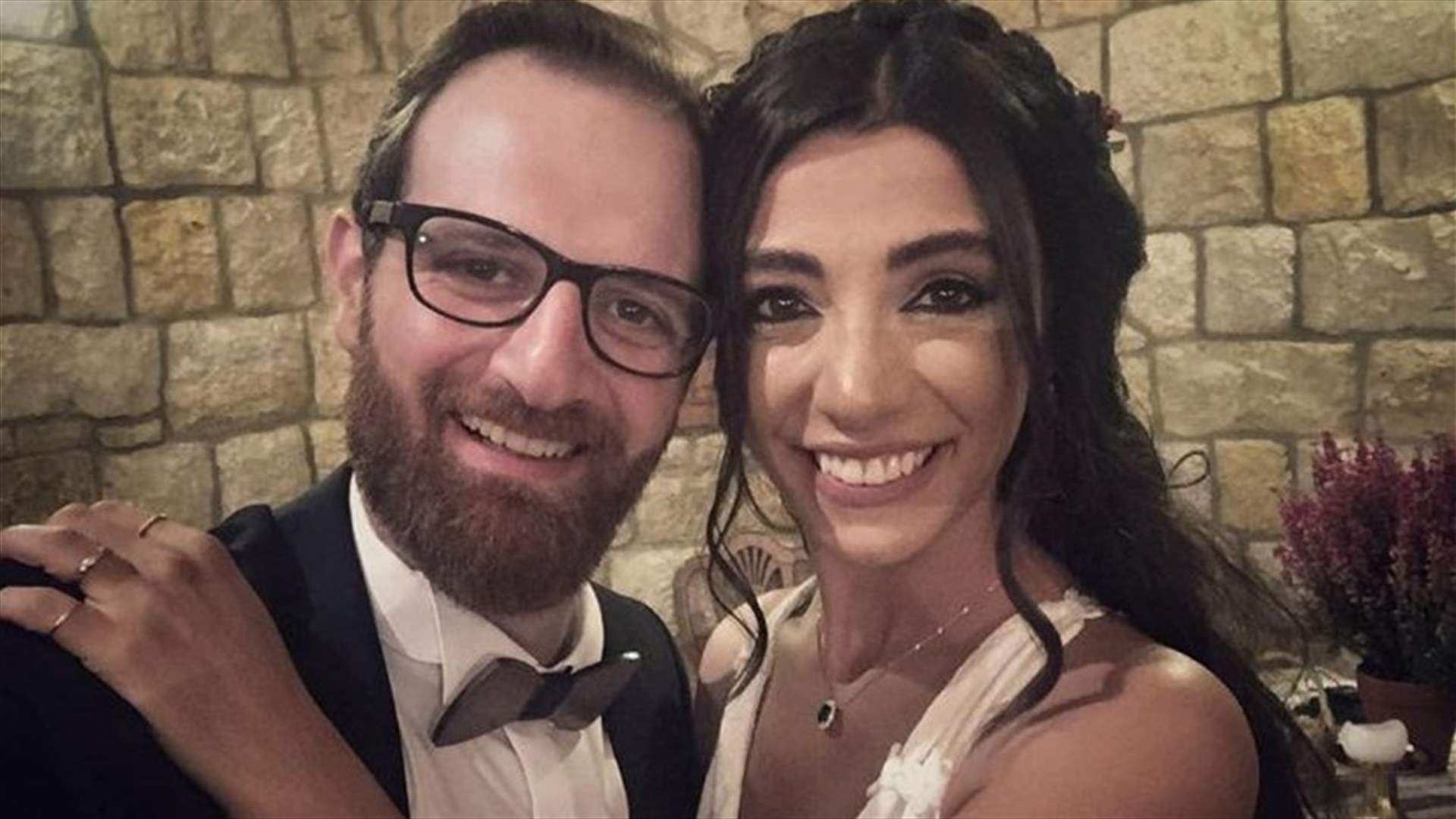 صورة فؤاد يمين من شهر العسل.. "لمّا مرتَك تركّبلك قرون"