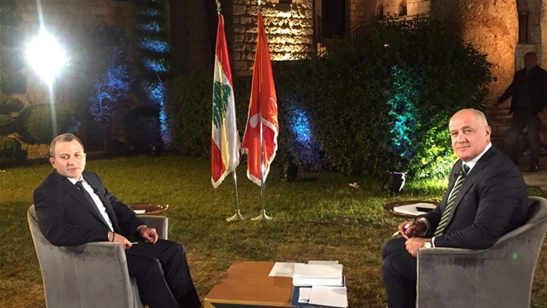 باسيل للـLBCI : الحريري تكلم معنا عن مهلة محددة ...وهناك اتفاق على حكومة وحدة وطنية
