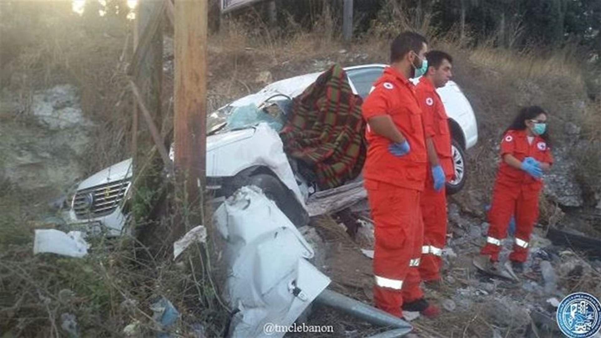 قتيل بتدهور سيارة على أوتوستراد عمشيت