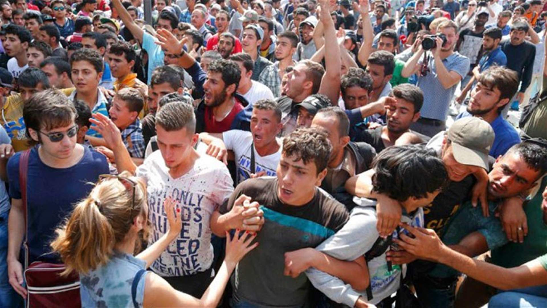 تظاهرة في المجر دعما لحرية الصحافة
