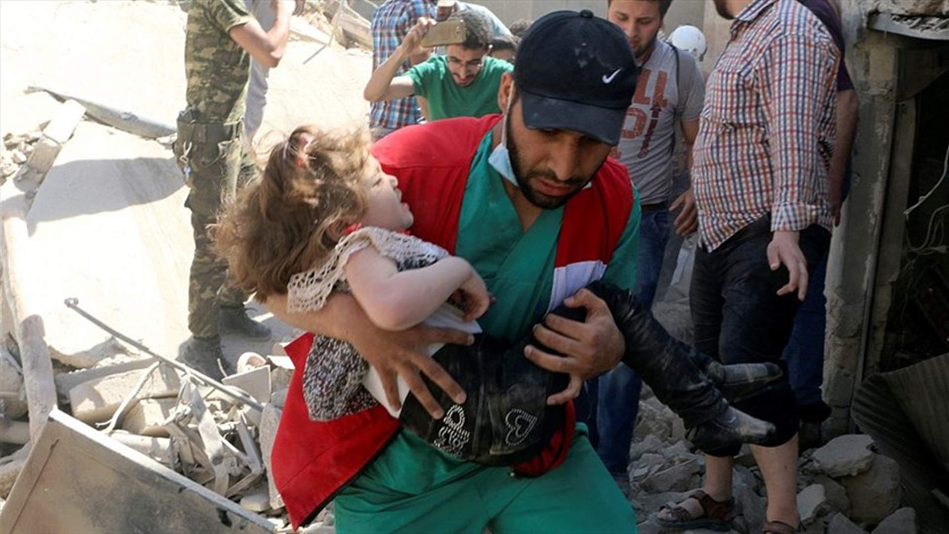 Aleppo air strike kills 14 members of one family
