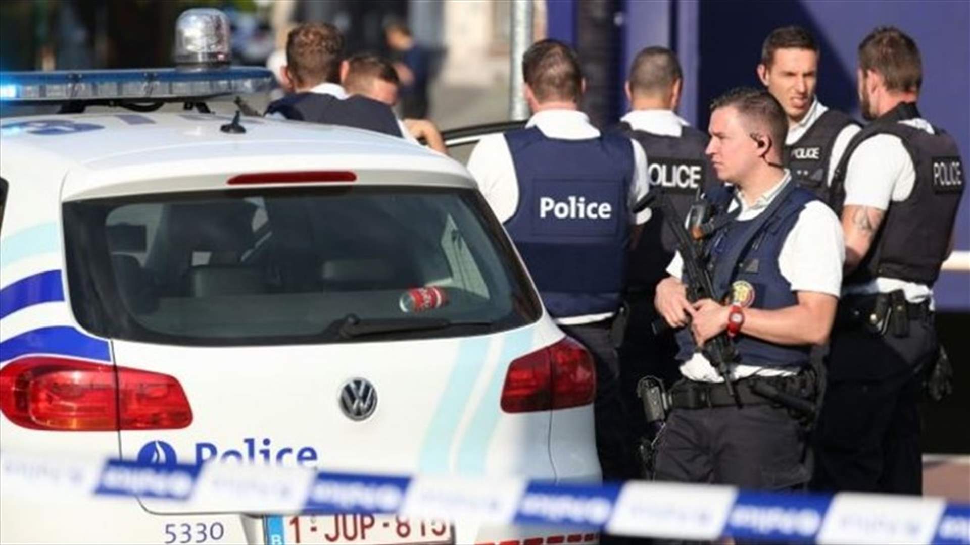 الشرطة البلجيكية تعتقل مسلحا بعدما احتجز رهائن
