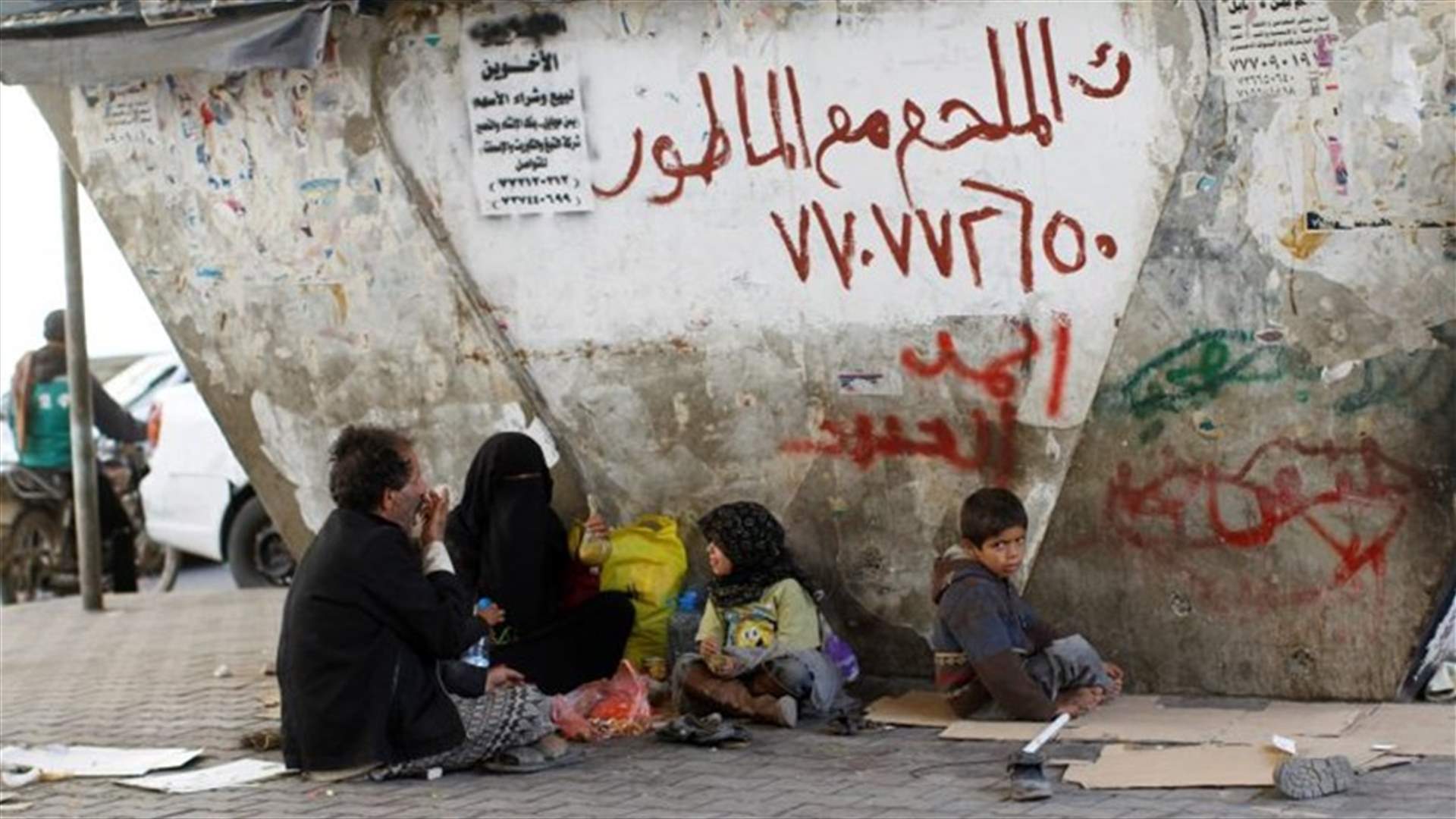 Sanaa air raids resume as Yemen truce expires, say residents