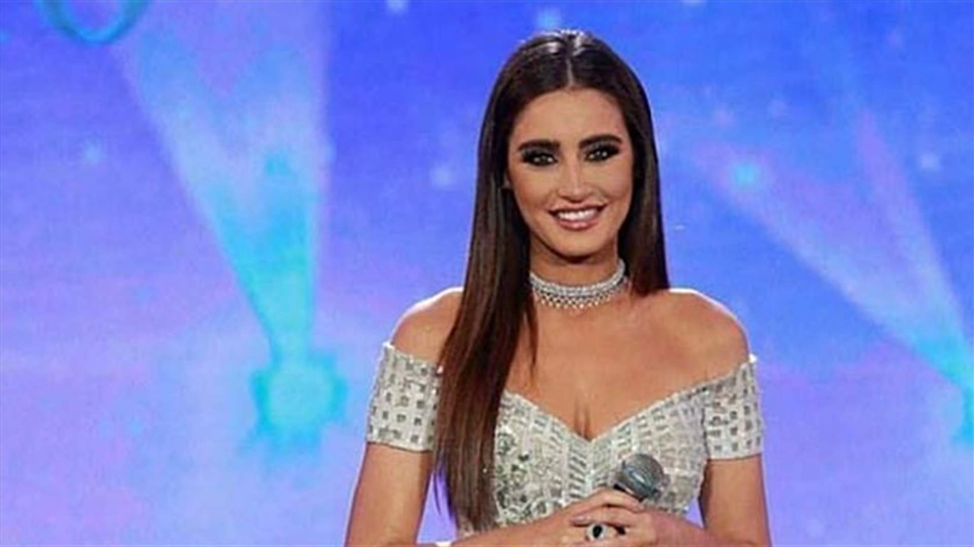 ماذا طلبت ايميه صياح من وائل كفوري على مسرح ملكة جمال لبنان؟