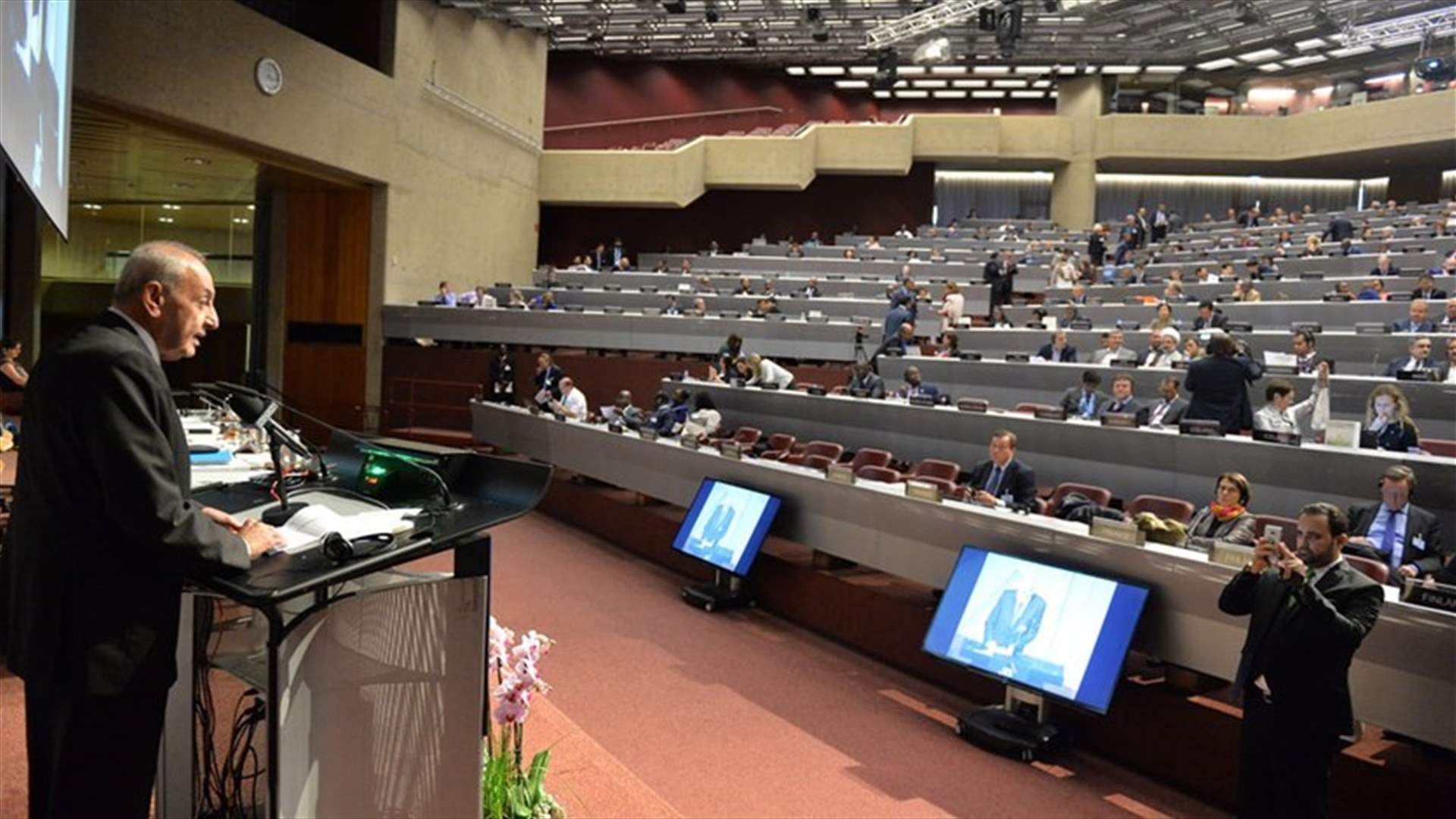 Berri calls for political solutions for regional crises, support for Lebanon