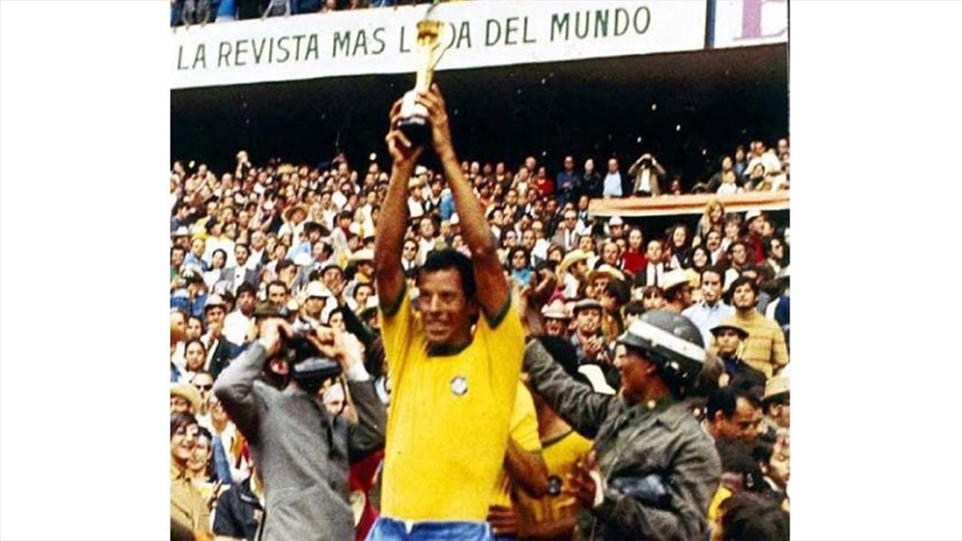 Brazil great Carlos Alberto dies following heart attack