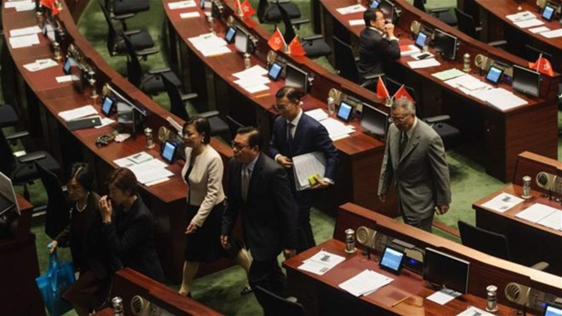 فوضى في برلمان هونغ كونغ