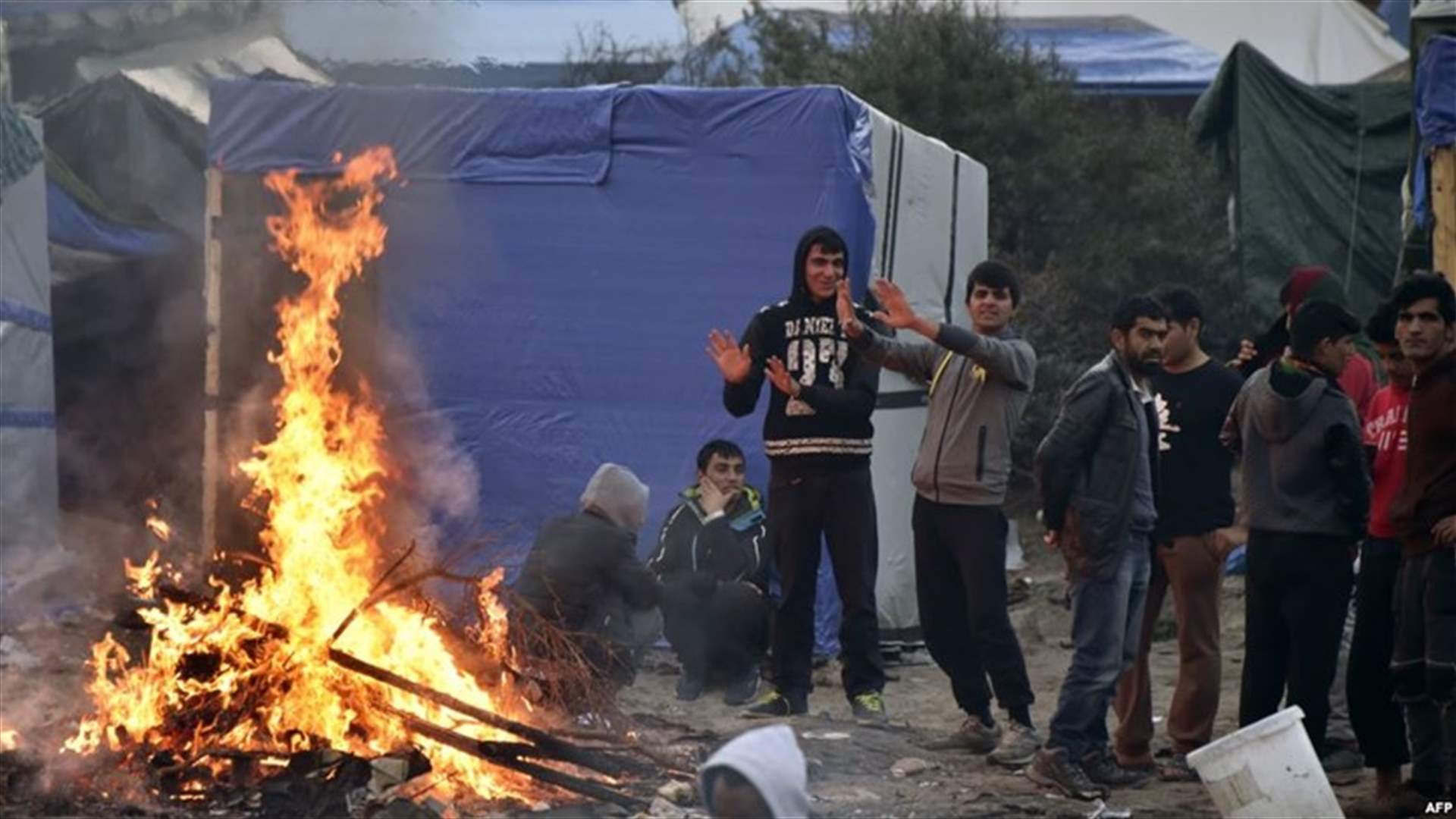 وضع الاطفال في مخيم كاليه... مروع