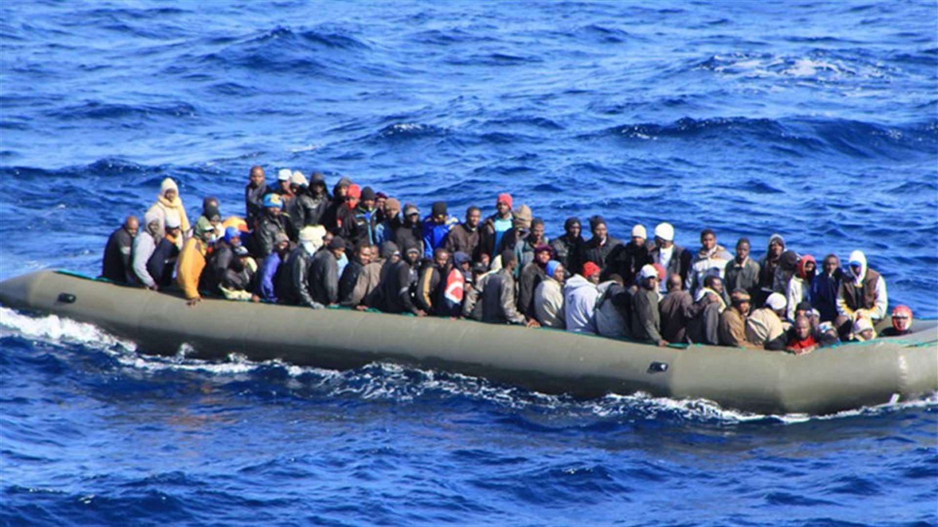 العثور على جثث 25 مهاجرا على متن زورق في المتوسط