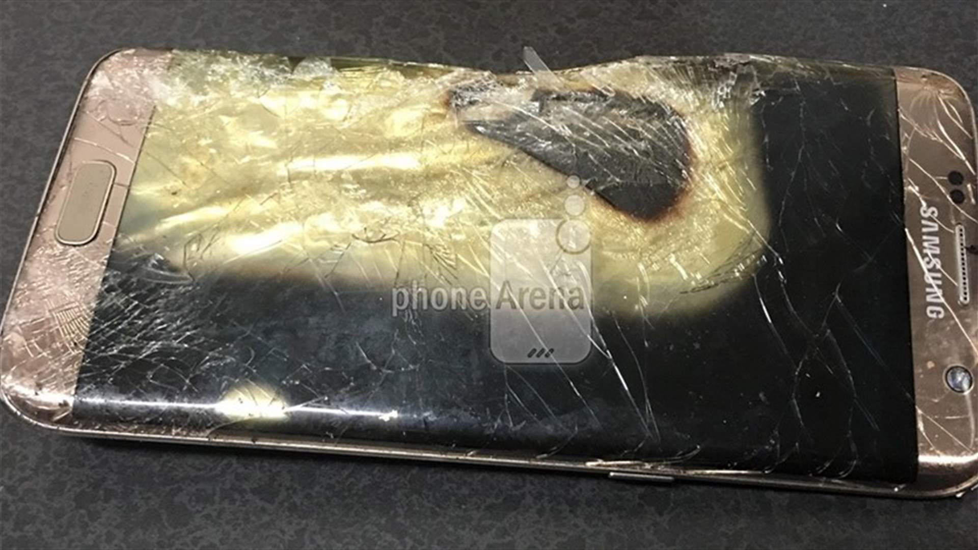 بالصور: بعد النوت 7... انفجار هاتف سامسونج S7 Edge !