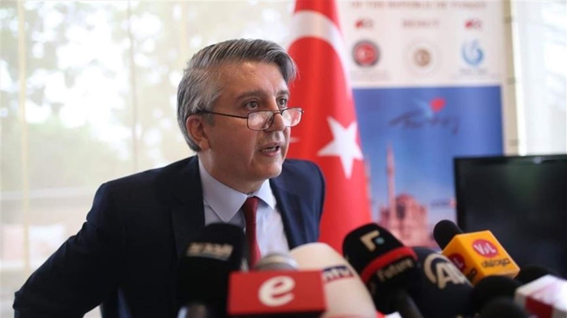 السفير التركي بعد لقائه ابو فاعور: نأمل انتخاب رئيس في وقت قريب 