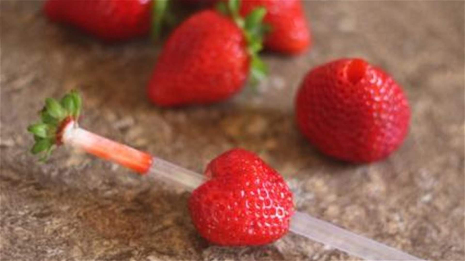 خدع ذكيّة لتسهيل عمليّة تقشير أصعب الخضار والفواكه!