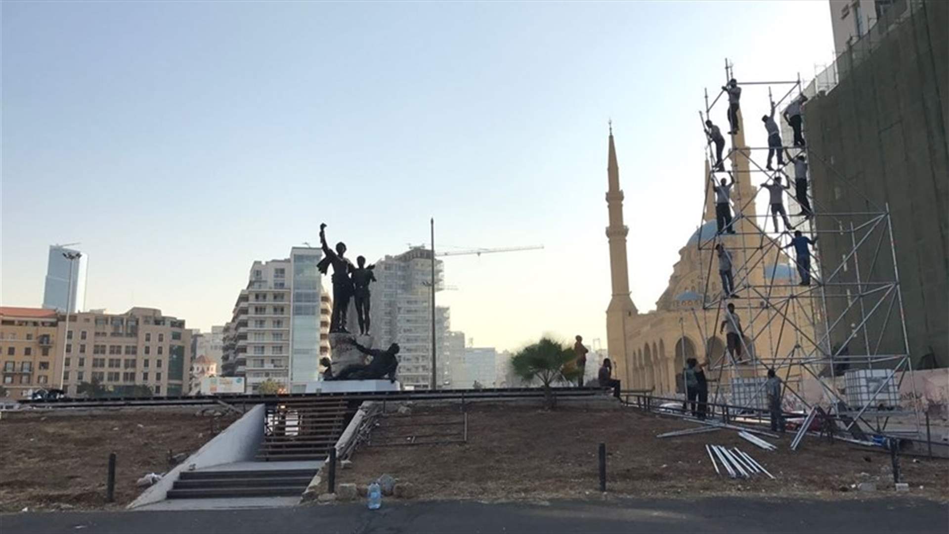 التحضيرات انطلقت للاحتفال بانتخاب رئيس للجمهورية...