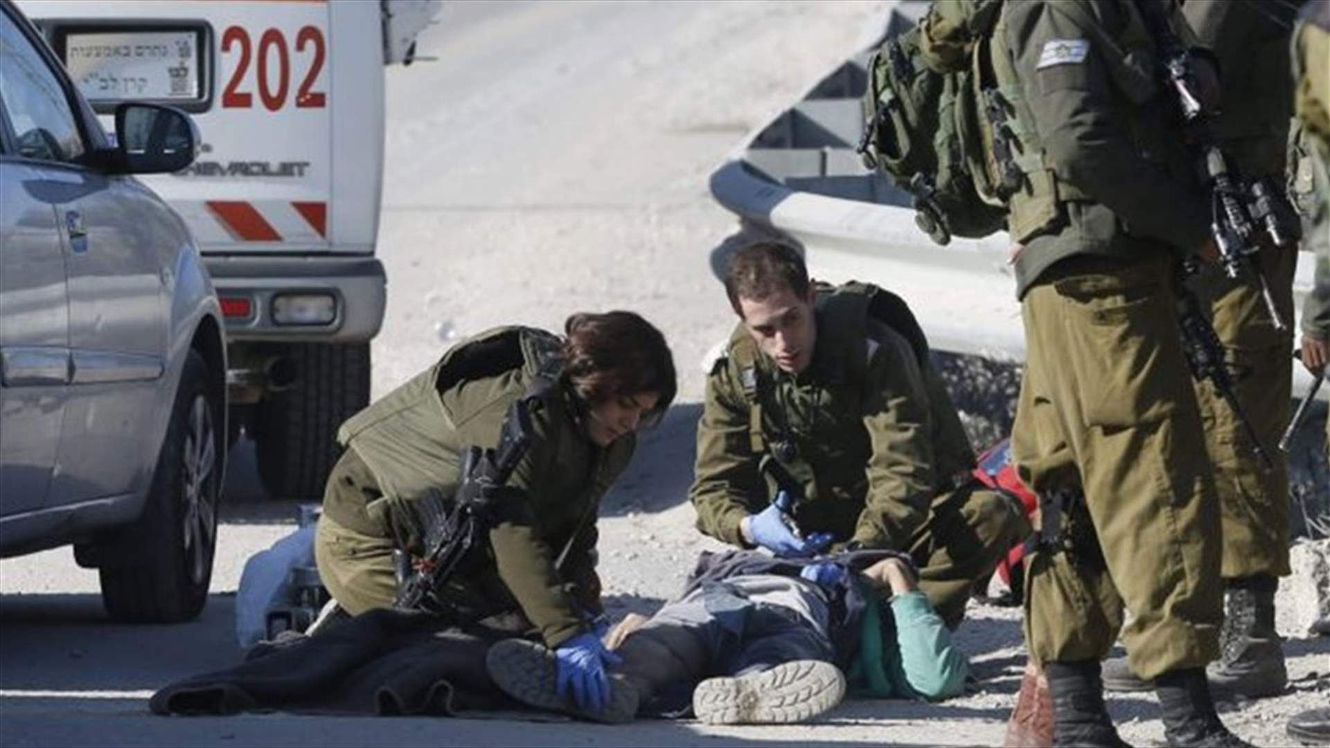 Palestinian gunman shot dead after wounding three Israeli soldiers