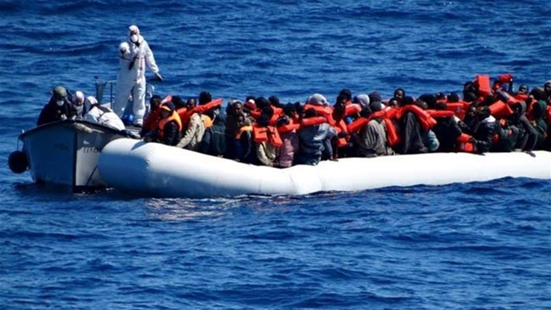 Almost 500 migrants reach Italy, more deaths reported at sea