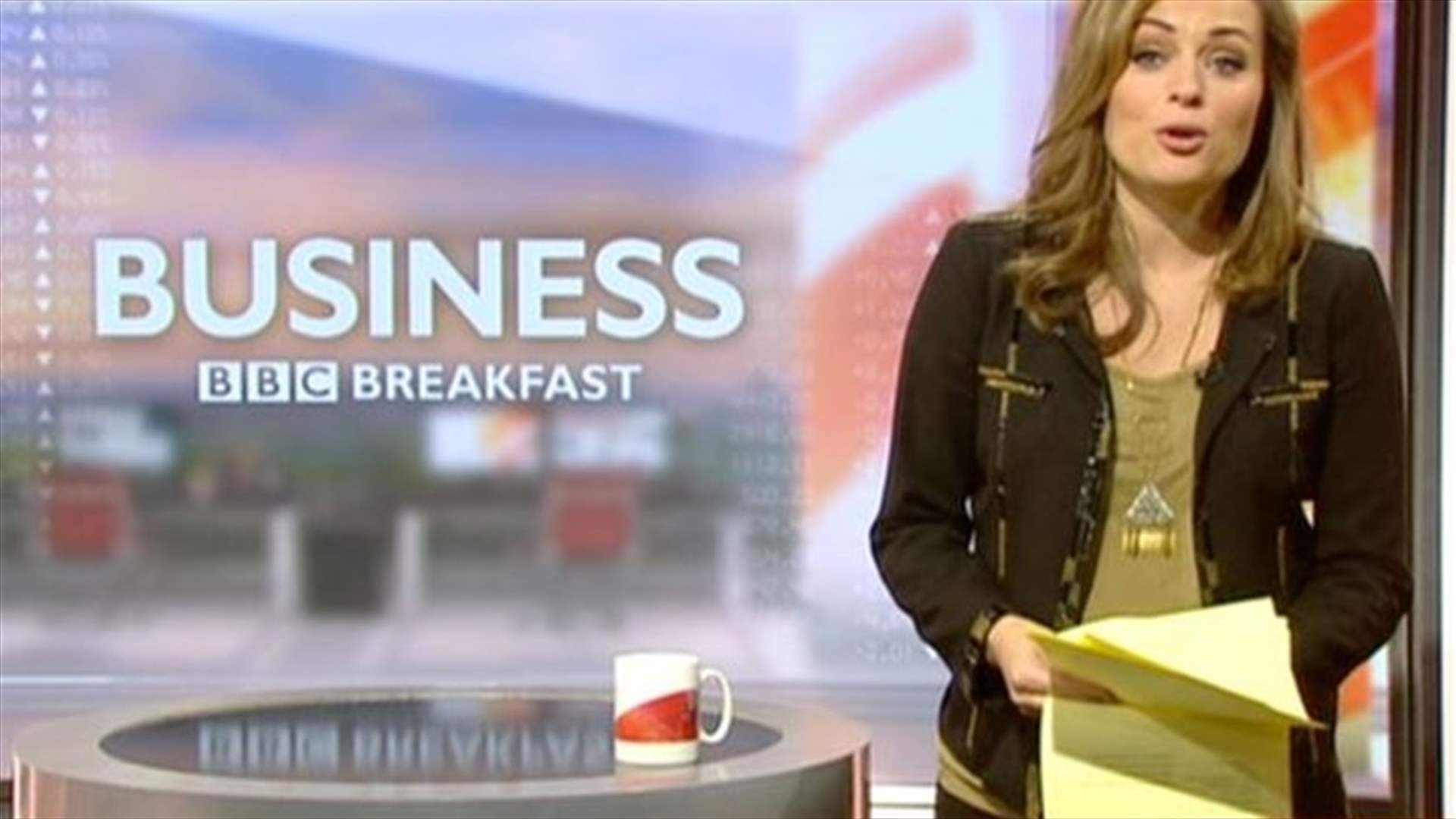 ماذا حدث مع مقدمة في قناة BBC بعد قراءة الأخبار؟