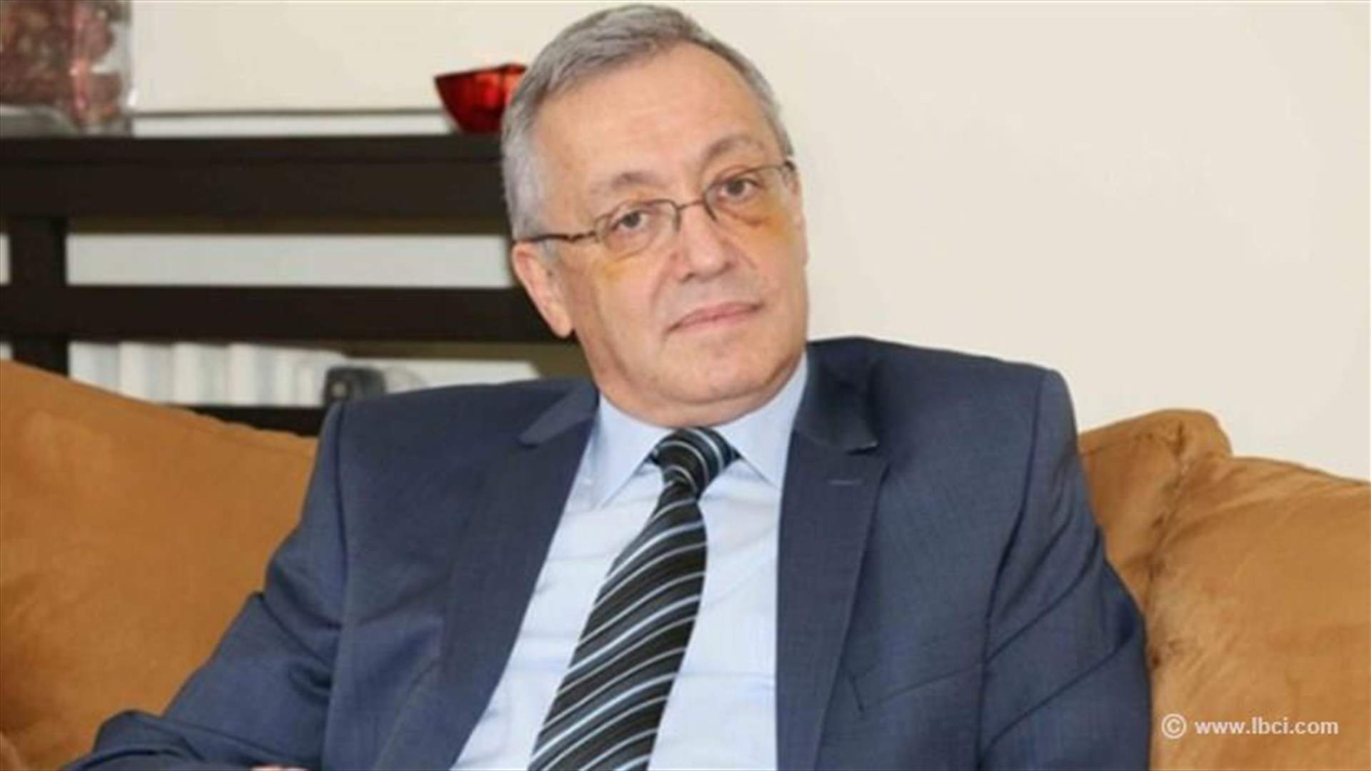 نواب المنية الضنية: تكسير الصليب في كرم المهر عمل فتنوي مدان ومشجوب