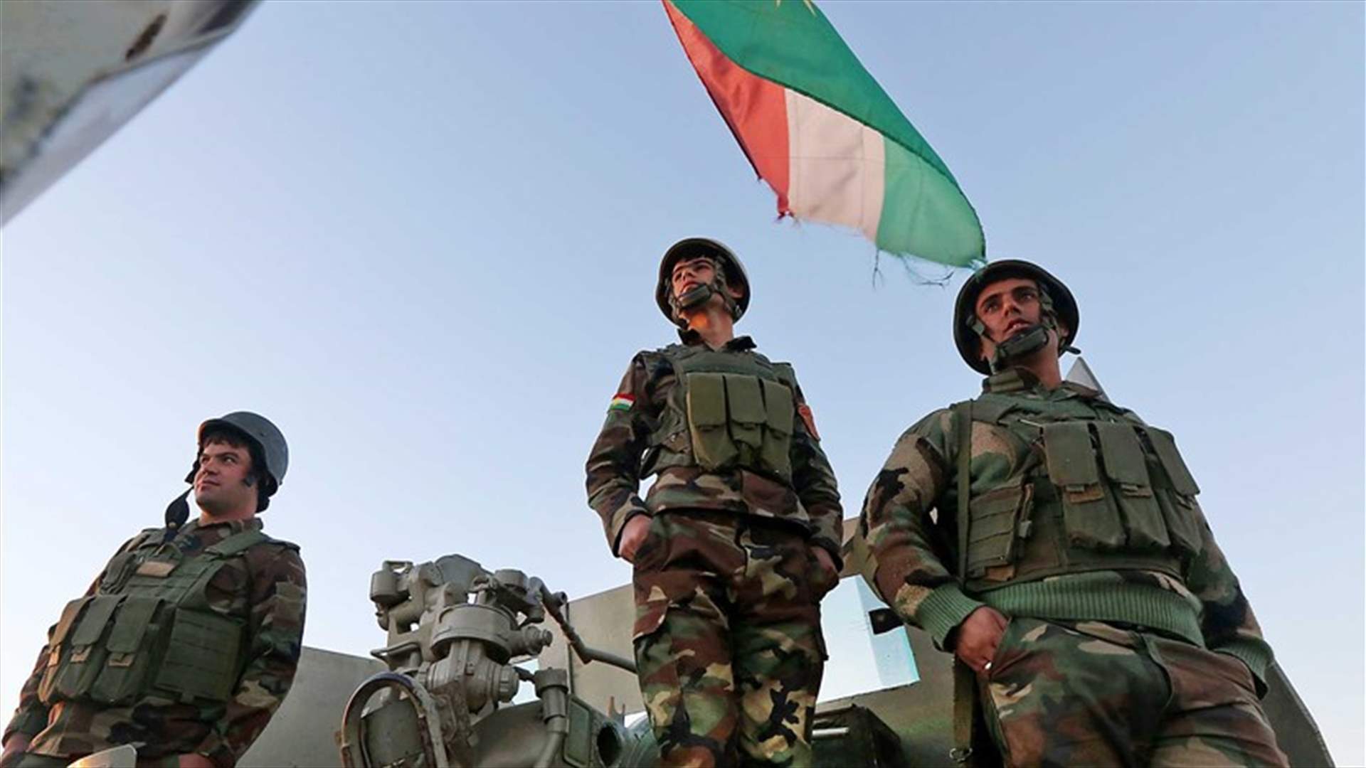 Iraqi forces yet to seal off Mosul as battle enters second month