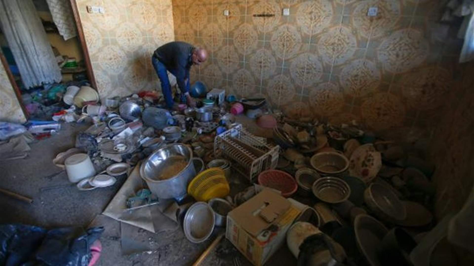 Iraqi Christians return to their homes abandoned by Islamic State