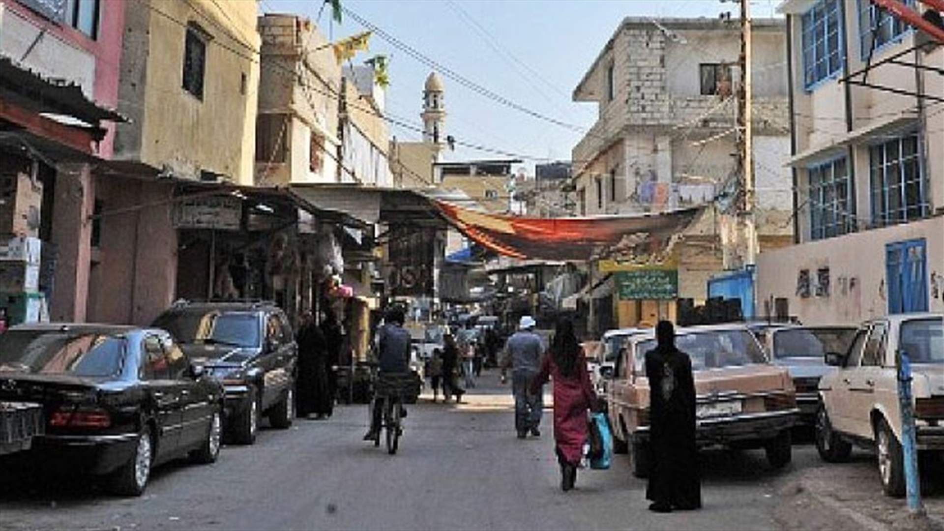 الجيش: لا قرار بإقامة جدار عازل في عين الحلوة 