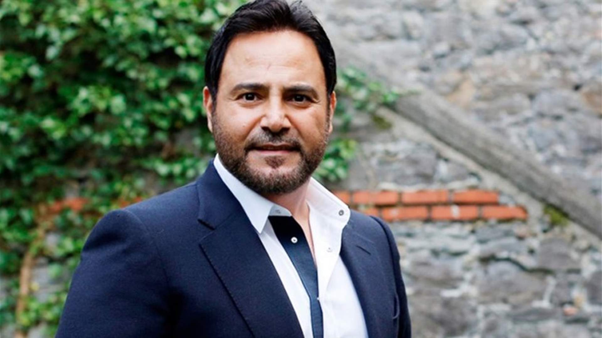 بالصور: عاصي الحلاني يحتفل بعيد ميلاده.. كم أصبح عمره؟