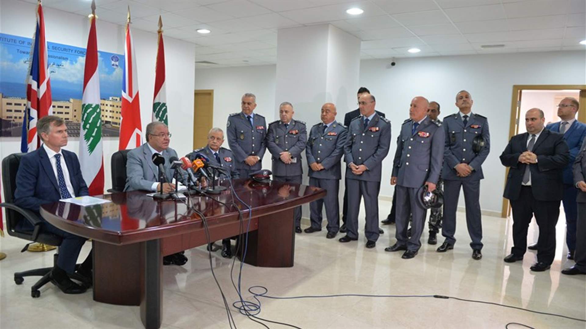 "النهار": الدولة تتغاضى عن "سرايا" غير قانونيّة