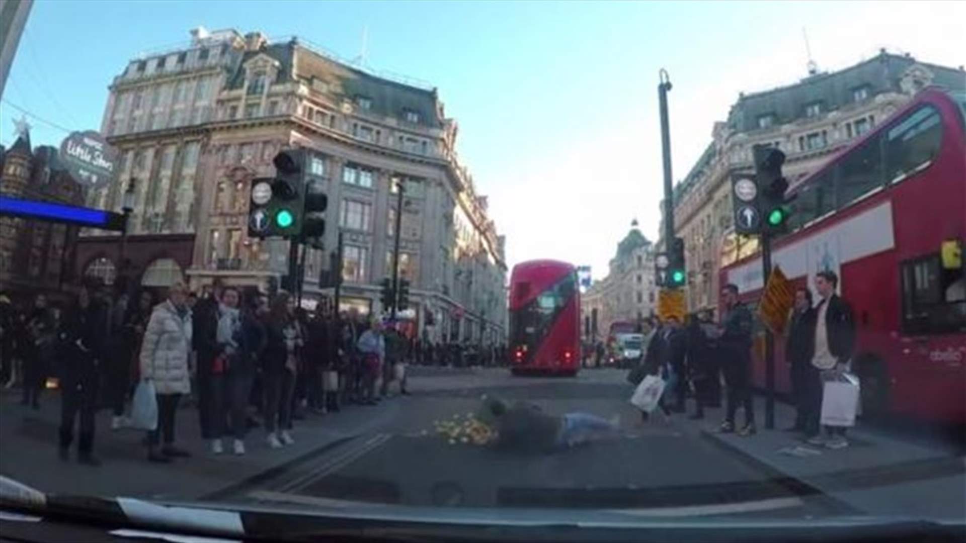 بالفيديو: أوقف حركة المرور بسبب البطاطا!