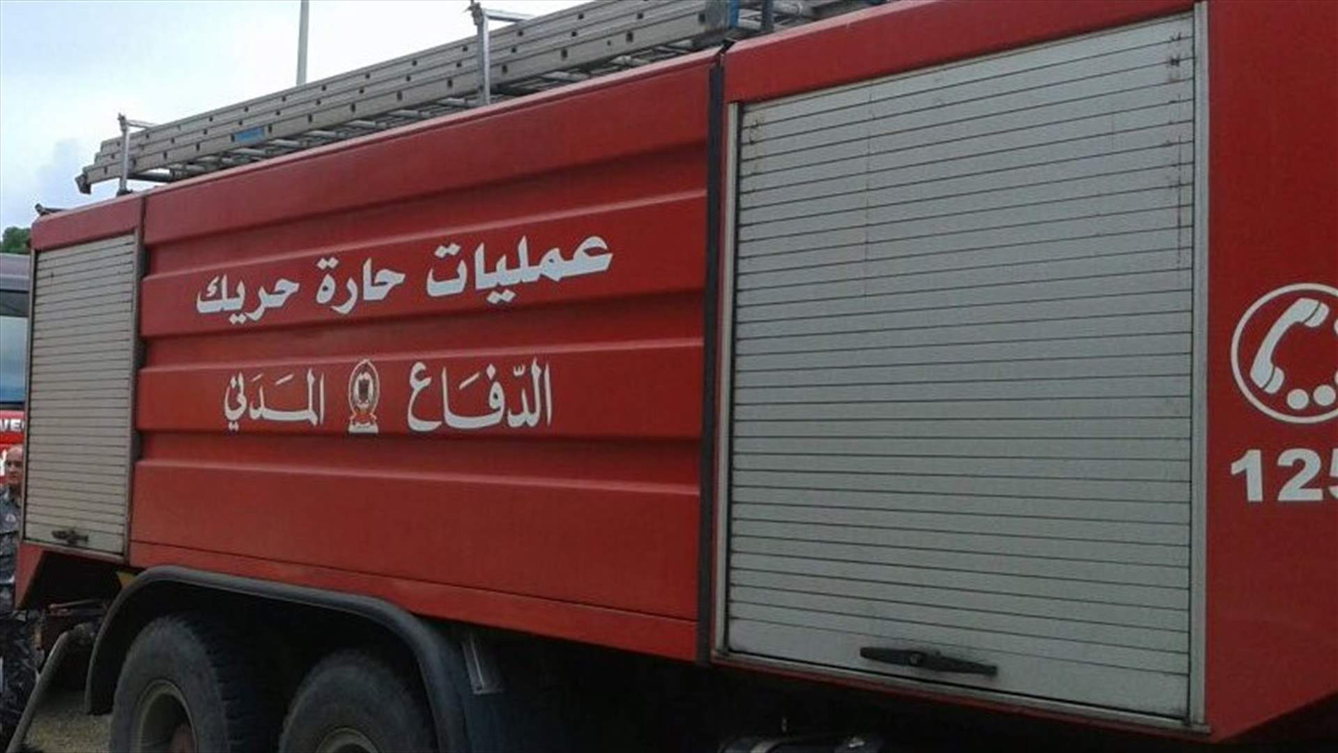 احتراق سيارة في الطيونة...وهكذا امتدت النيران الى السيارات أخرى