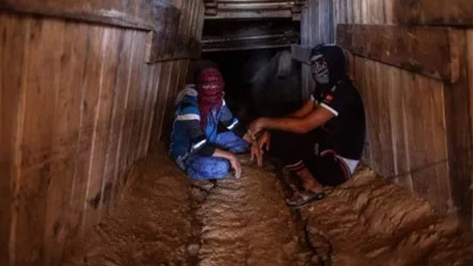 العثور على 4 جثث لعمال فقدوا برفح   