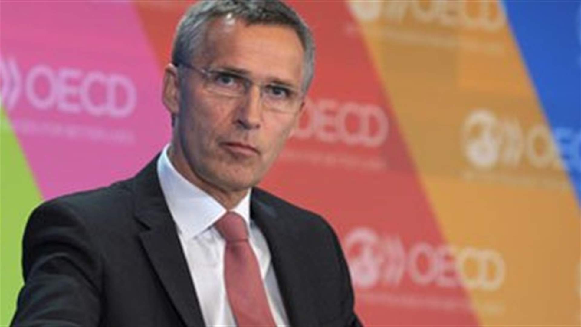 الامين العام للاطلسي يؤيد ابقاء العقوبات على روسيا 